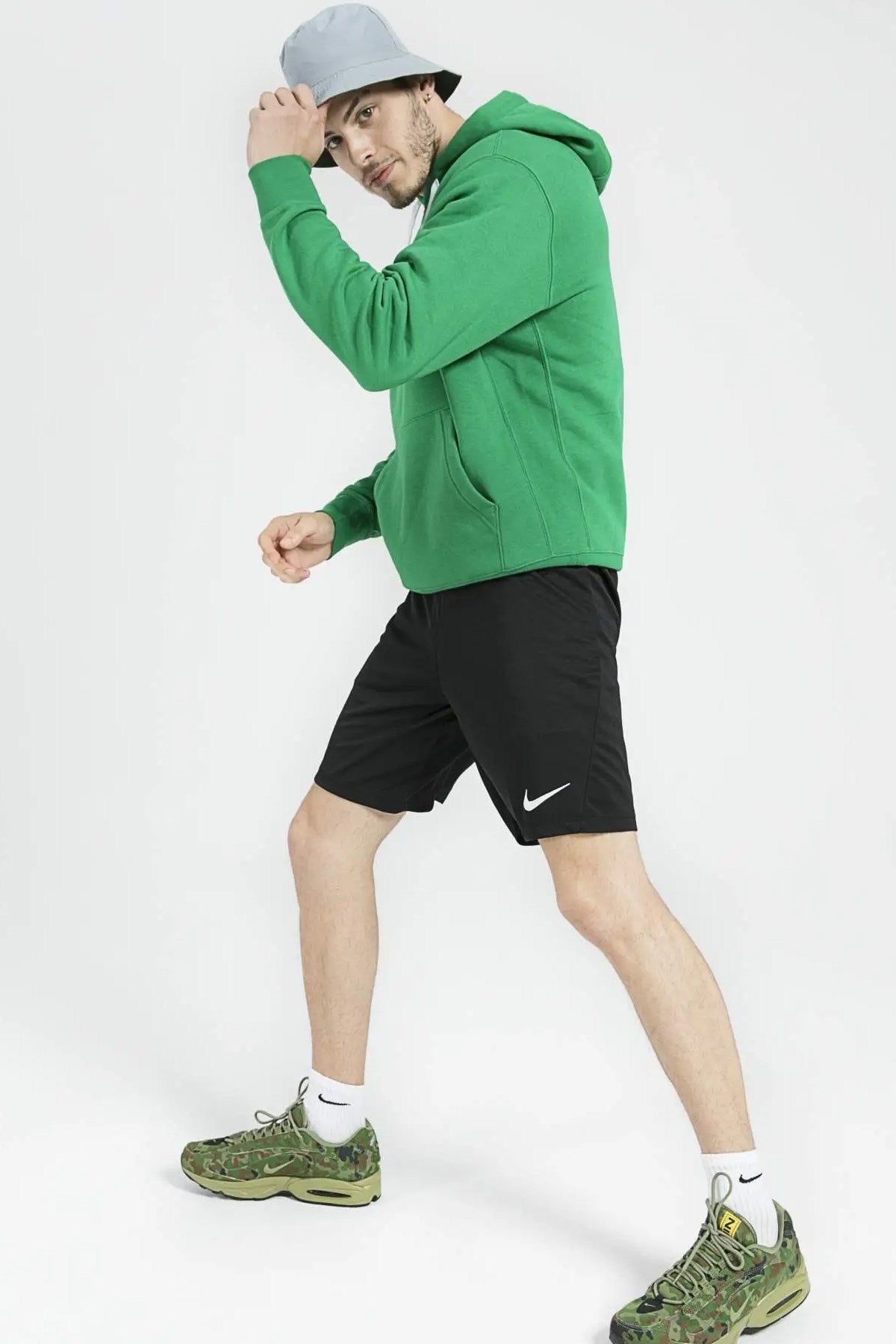 Nike Fleece Felpa con Cappuccio Fitness Uomo Verde
